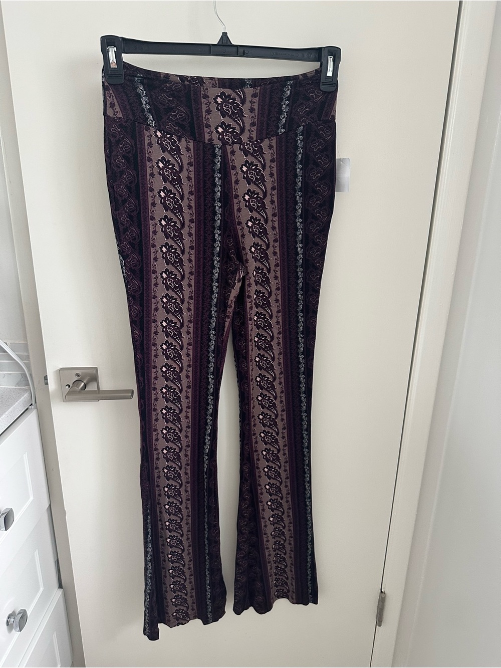 Charlotte Russe Burgundy and Black Patterned Wide-Leg Pants